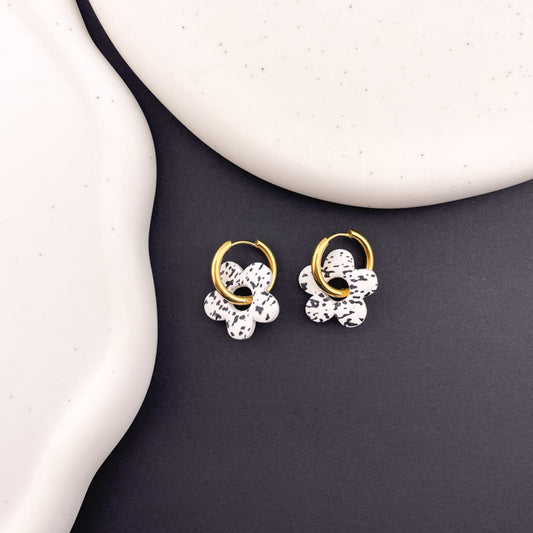 NEU Ohrringe DAISY (2 Paar)