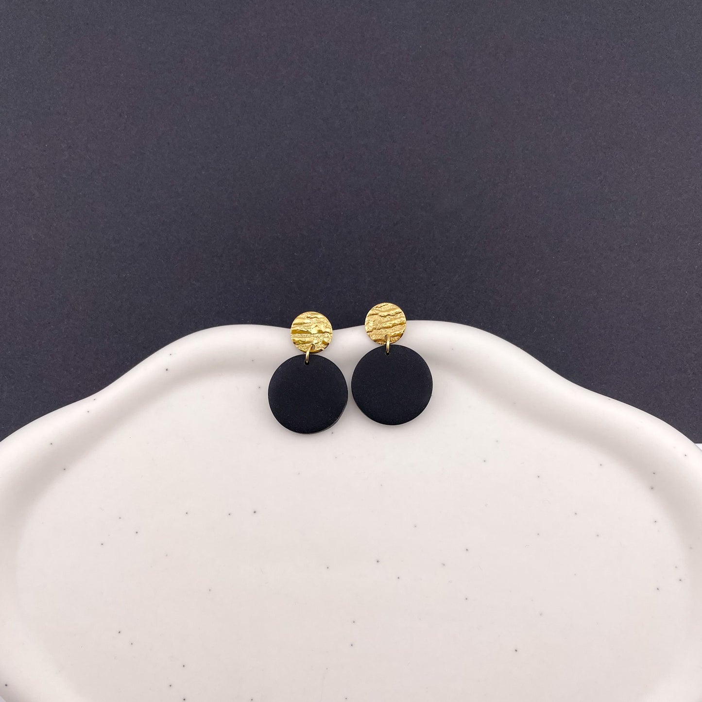 Ohrringe MERA black